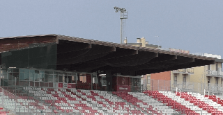 Pesaro - Tenta di rubare un monopattino allo stadio Benelli, denunciato un 25enne